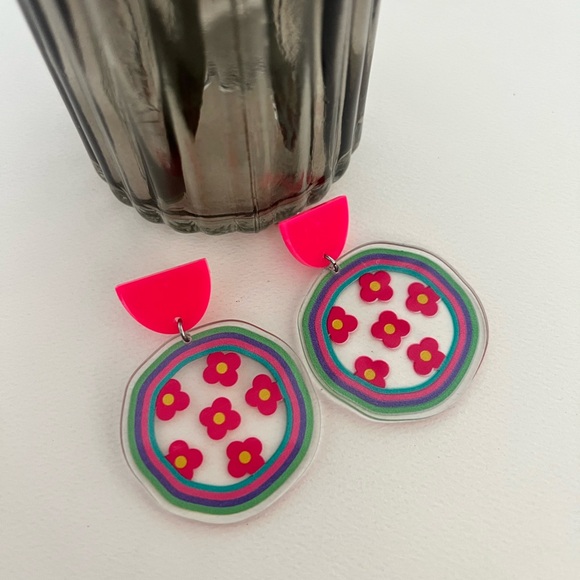 1970's Inspired Flower Dangle Earrings - Colorful Floral Retro Drop Earrings - Picture 11 of 13